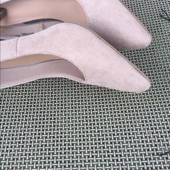 Time and Tru Women's Point Toe Heel - Picture 9 of 9